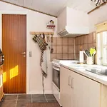 4 Person In Tatil Evi