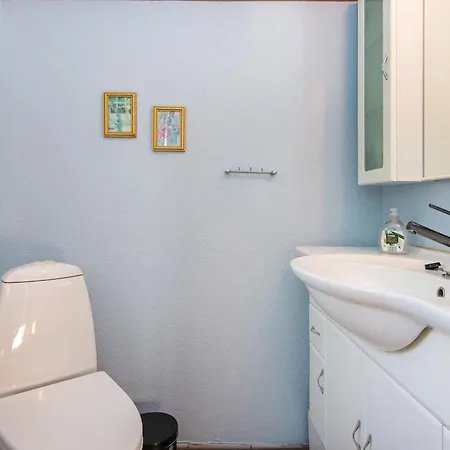 Дом отдыха 4 Person In *